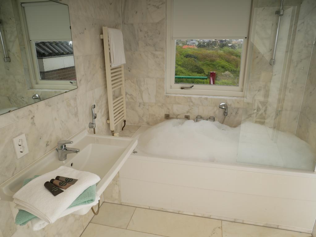 Huize De Duinen Aparthotel Берген-ан-Зее Екстериор снимка