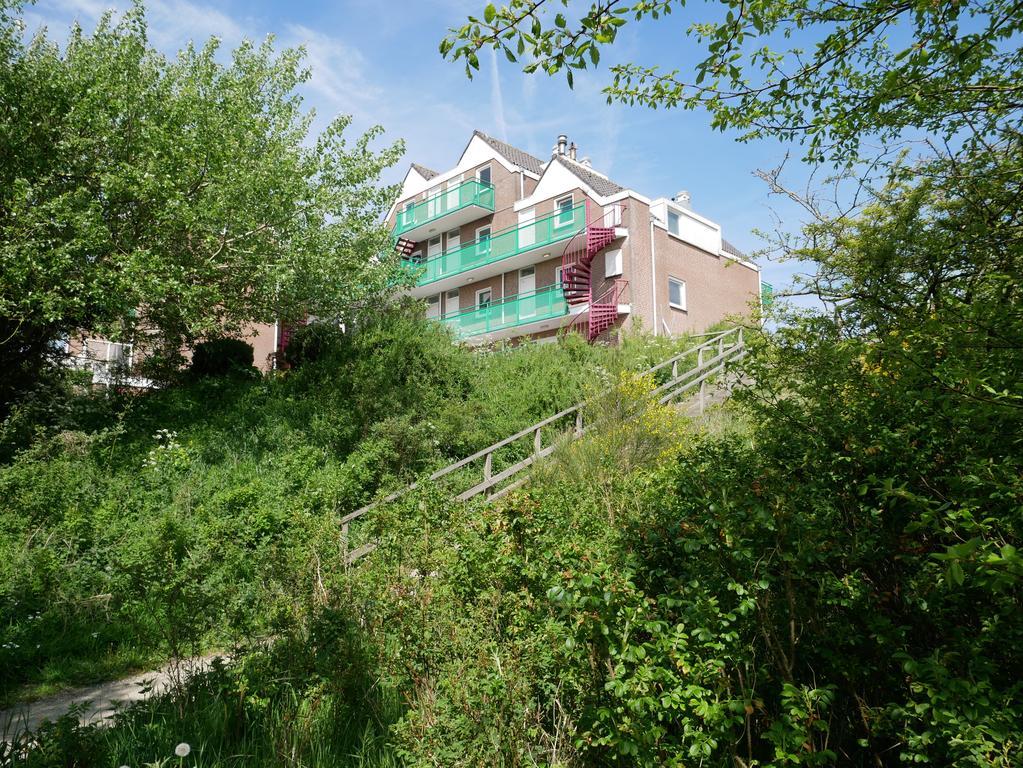 Huize De Duinen Aparthotel Берген-ан-Зее Екстериор снимка