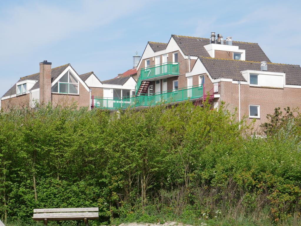 Huize De Duinen Aparthotel Берген-ан-Зее Екстериор снимка